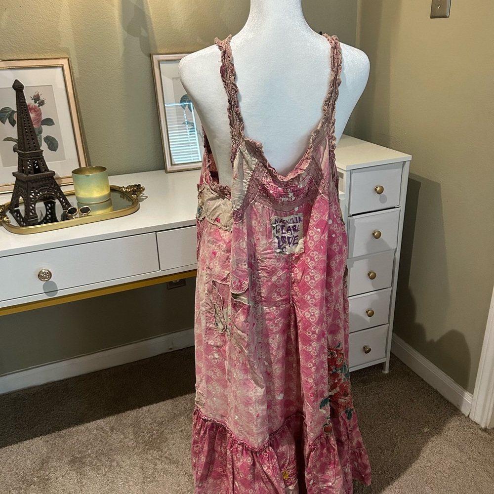 Magnolia Pearl Clementine Tiered Slip - Picture 2 of 6